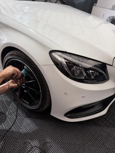 BORN CARS 7 Showroom and Detailing studio