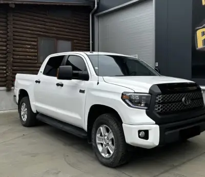 BORN CARS 7 Showroom and Detailing studio