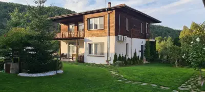 Вила Ибър