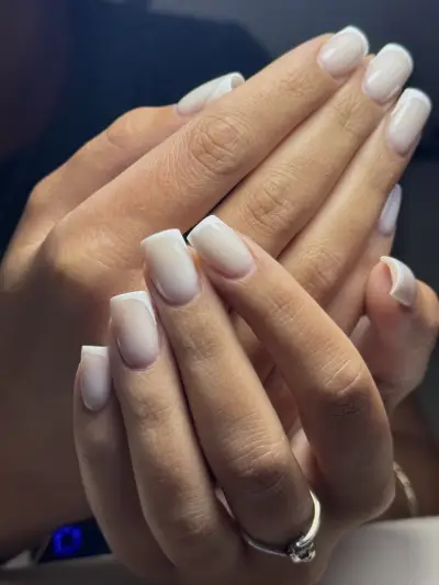 Flora Nails