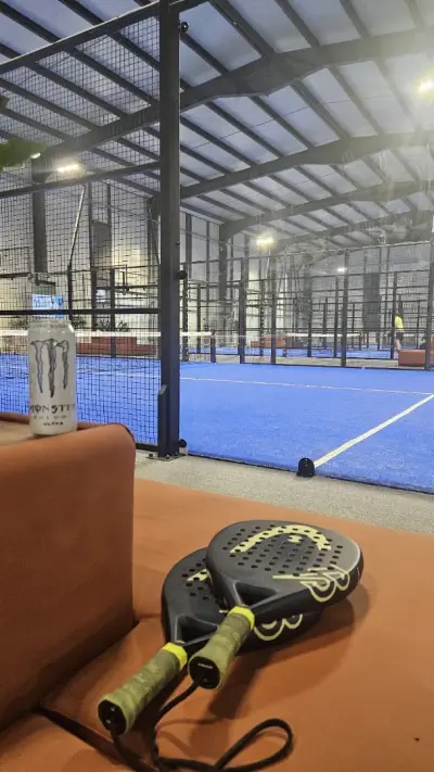 Zone One padel and tennis complex