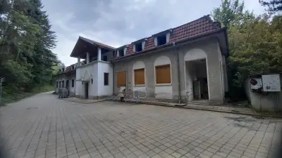 Вельова баня