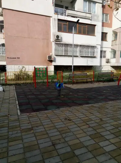 Детска площадка
