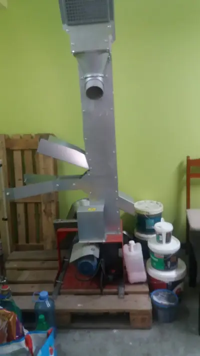 Хранителен магазин Мезек