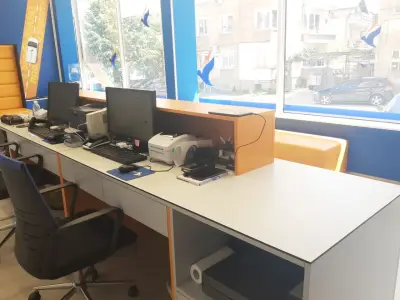 Pigeon Express - офис Руски