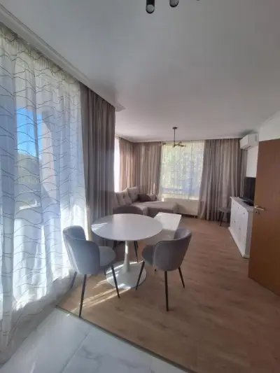 Apartments Mladost 1A