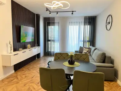 City lux apartment