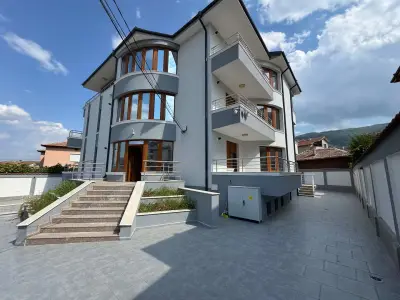 Lemon & Olive Apartments
