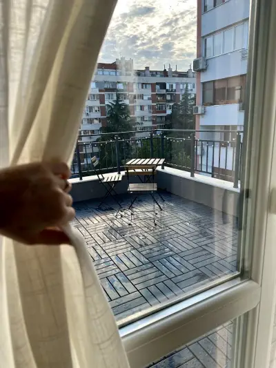 Гнездото l The Nest