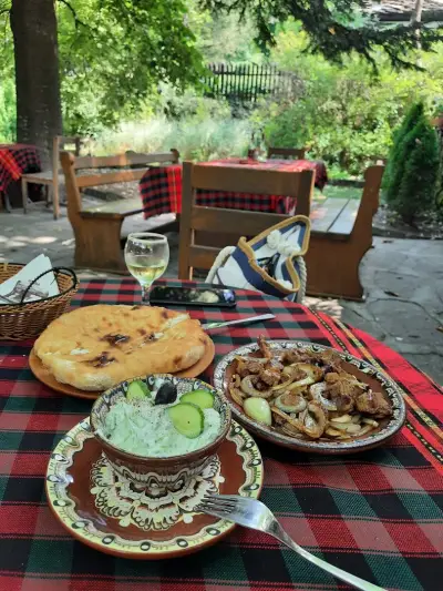 Старата Механа Боженци