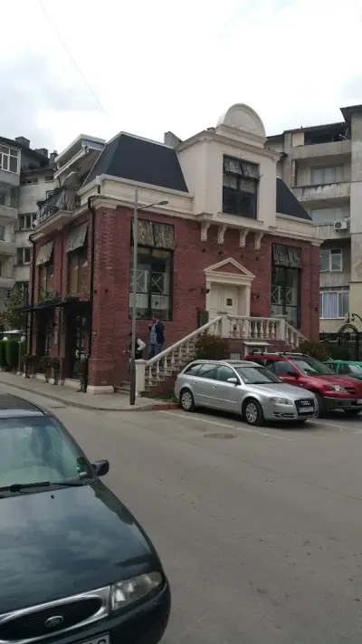 ЕЖ и БЕЖ Бързо Хранене