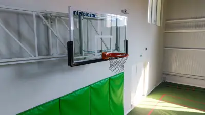 Спортна Зала "Хелга"