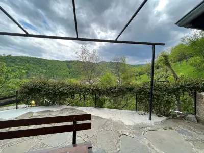 Халачевата къща - нощувки и почивка до Габрово и Узана в къща за гости