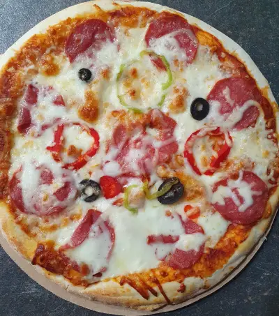 PIZZA FAST - вендинг машина за пица / бързо хранене