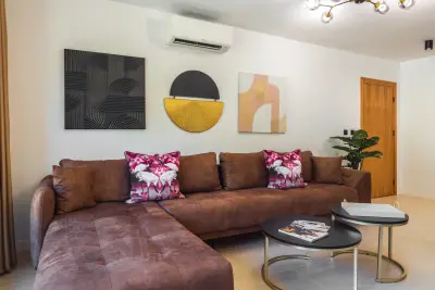 Einik Luxury Apartments