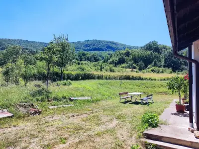 Къща за Гости Балкански Кът
