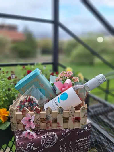 ДМ арт и крафт ателие за цветя,подаръци и ръчна изработка