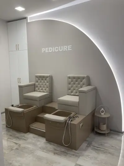 Palitra Nail Salon and Academy