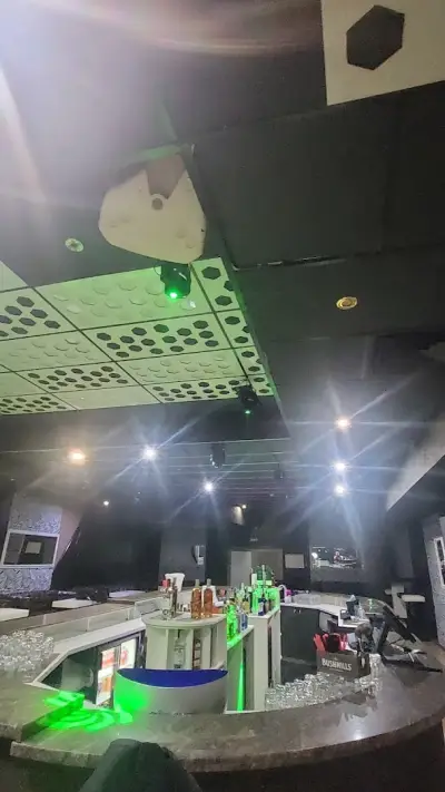 Manhattan Club