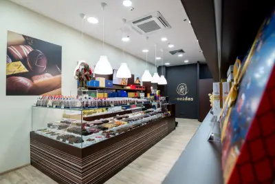 Leonidas Plovdiv Plaza Mall