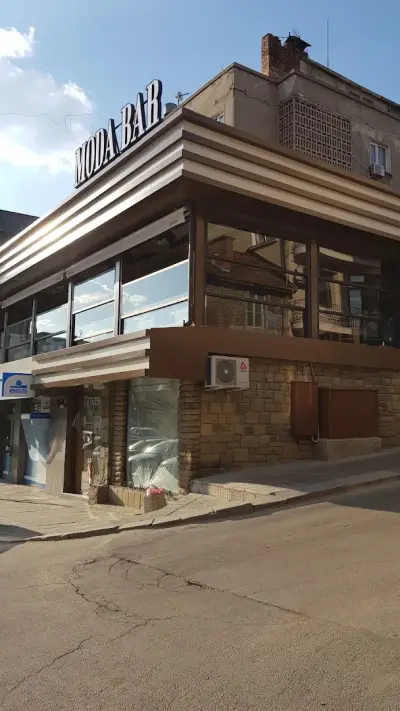 MODA BAR