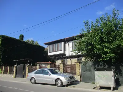 Банков клон на Алианц Банк България