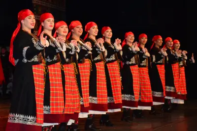 Фолклорен танцов ансамбъл "Мездра"