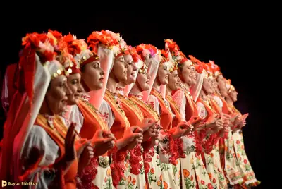 Фолклорен танцов ансамбъл "Мездра"