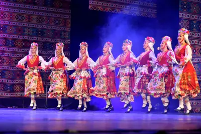 Фолклорен танцов ансамбъл "Мездра"