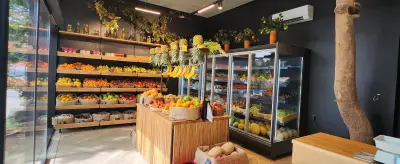 Плодове и зеленчуци VITAMIN BOUTIQUE