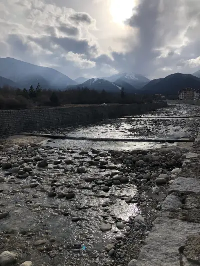 "Pirin" Str. 176 Parking