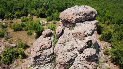 Врело - Скално светилище "Апъкая"