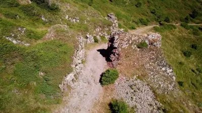 Сечената скала