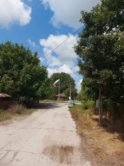Българското знаме на село Ведрина