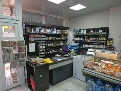 Магазин хранителни стоки 763-та