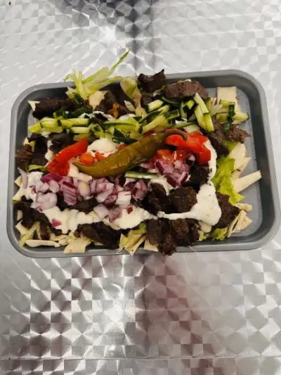 Balkan pizza and doner house