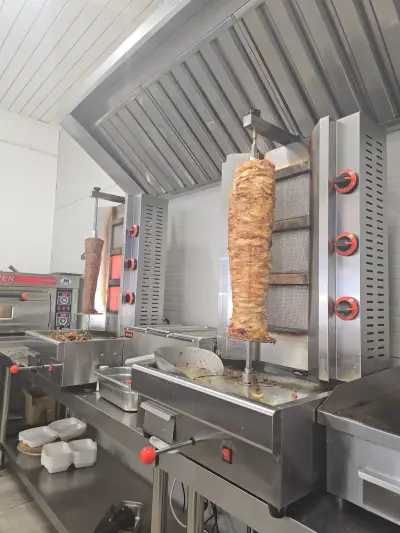 Balkan pizza and doner house