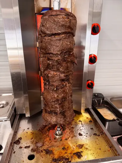 Balkan pizza and doner house