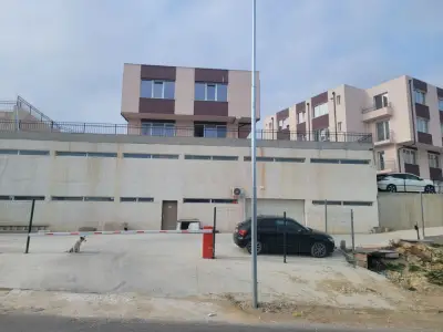 Юлиал Риъл Естейт