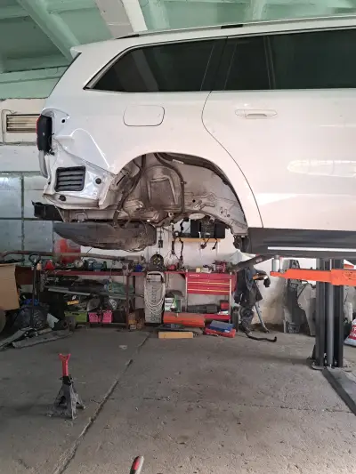 Автосервиз Уникарс Георгиев
