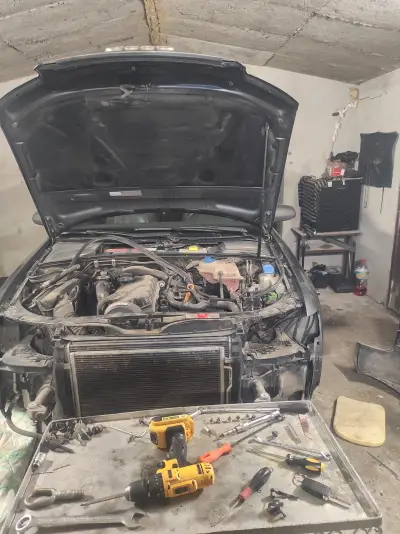 Автосервиз и бояджийски услуги