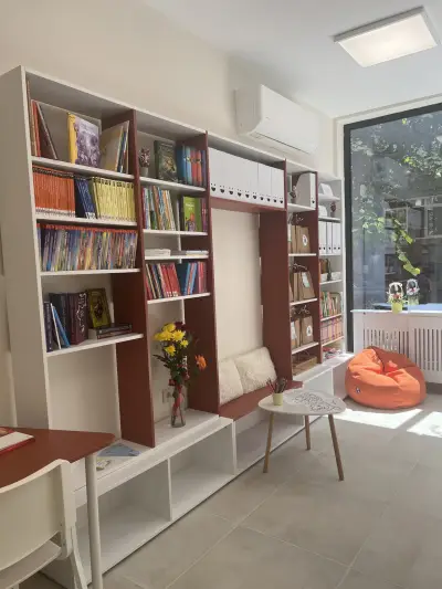 Детска школа и книжарница “Четливко”