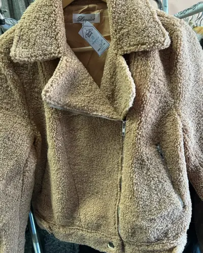 thriftstore_pz - Дрехи втора употреба град Пазарджик