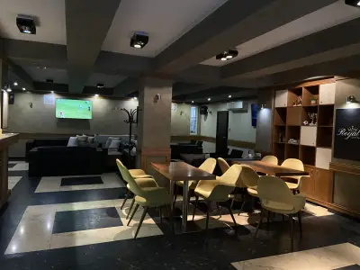 Букмейкърски пункт Инбет - Royal Sports Bar