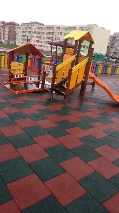Детска Площадка