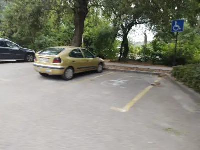 Паркинг Кенана