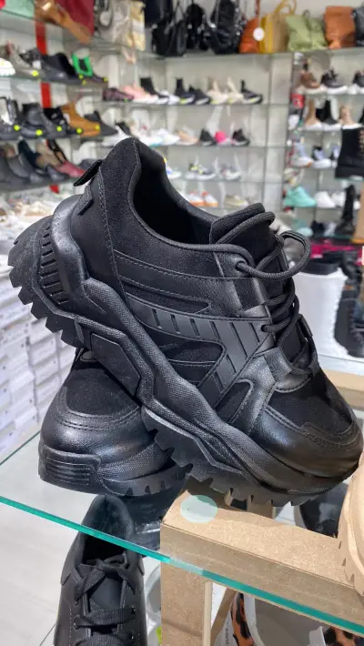 RUNNERS