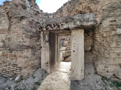 Руини от църквата "Св. Георги"