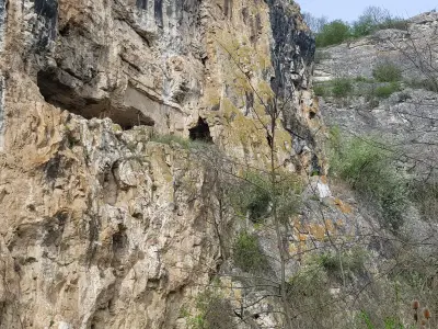 Скална църква