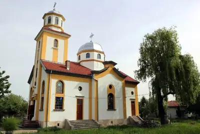 Църква „Св. Архангел Михаил“